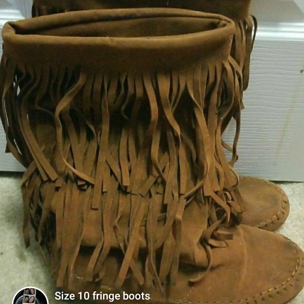Fringe boots